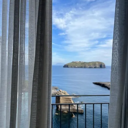 Mezzatorre 2* Ventotene