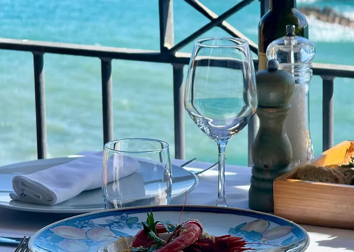 Hotel Mezzatorre Ventotene